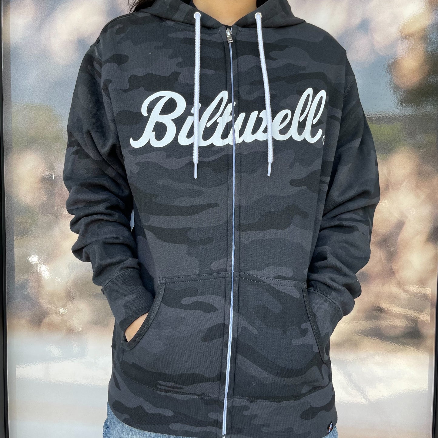 เสื้อBILTWELL SCRIPT ZIP HOODIE BLACK CAMO